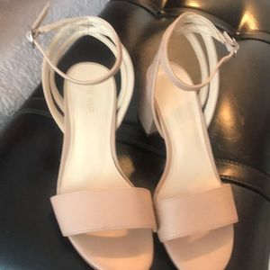 Nine West nude sandals